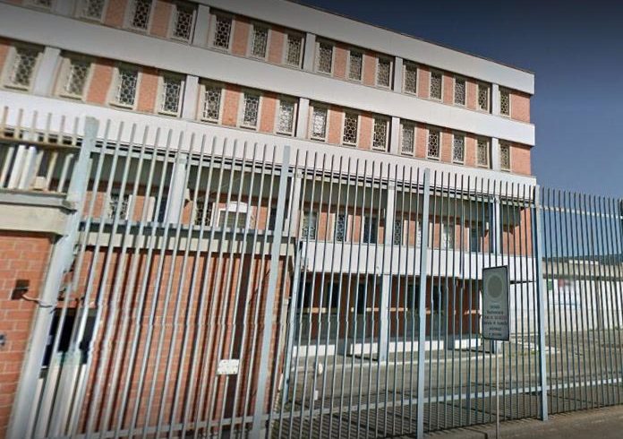 L’è tutto sbagliato, l’è tutto da rifare (cit.) L’è tutto sbagliato, l’è tutto da rifare (cit.)