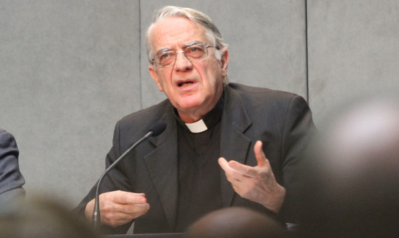 Padre Federico Lombardi parla della comunicazione nella Chiesa Padre Federico Lombardi parla della comunicazione nella Chiesa