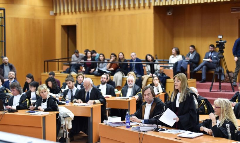 Morti per amianto in Olivetti: chiediamo giustizia. Morti per amianto in Olivetti: chiediamo giustizia.