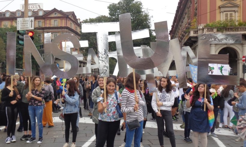 Friday for future: una manifestazione educata Friday for future: una manifestazione educata