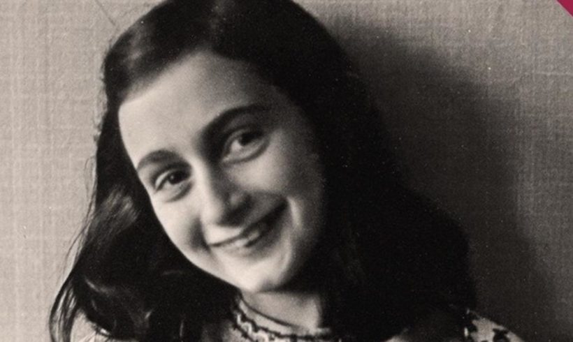 Le stesure originali del “Diario” di Anne Frank alla Libreria Mondadori Le stesure originali del “Diario” di Anne Frank alla Libreria Mondadori