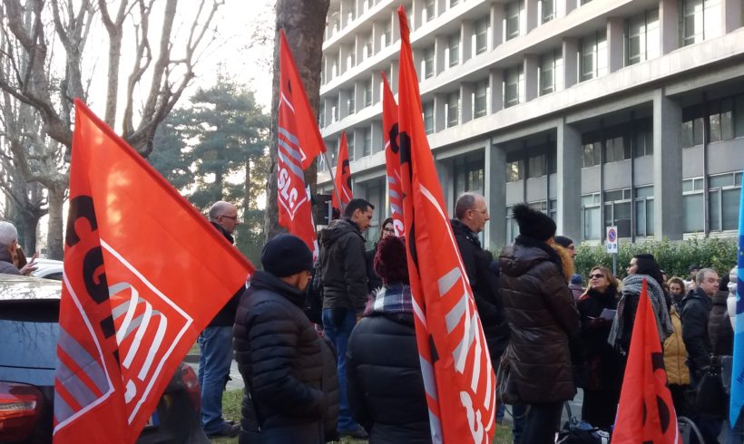Comdata-Inps: a rischio centinaia di posti di lavoro Comdata-Inps: a rischio centinaia di posti di lavoro