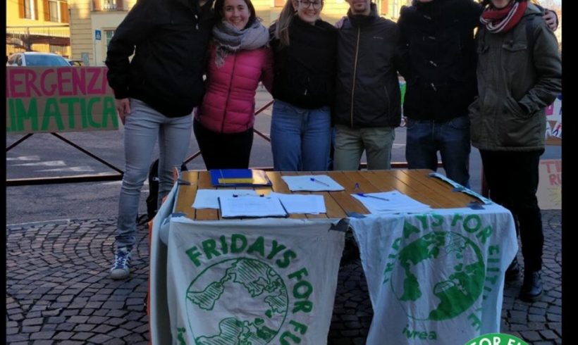 Giovani e “mondo della politica” a Ivrea Giovani e “mondo della politica” a Ivrea