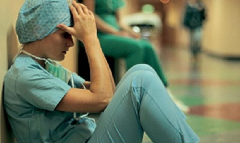 Anche gli operatori sanitari non sono carne da macello