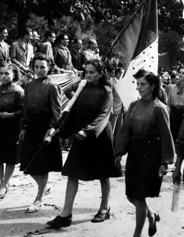 Santina Riberi, partigiana Carla. Fucilata a 17 anni. Santina Riberi, partigiana Carla. Fucilata a 17 anni.