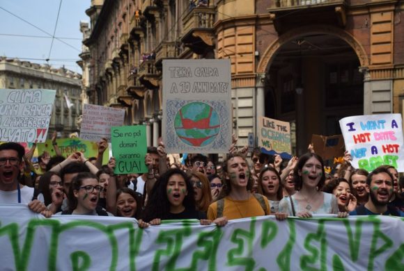Venerdì 24 Sciopero generale per il clima! Venerdì 24 Sciopero generale per il clima!