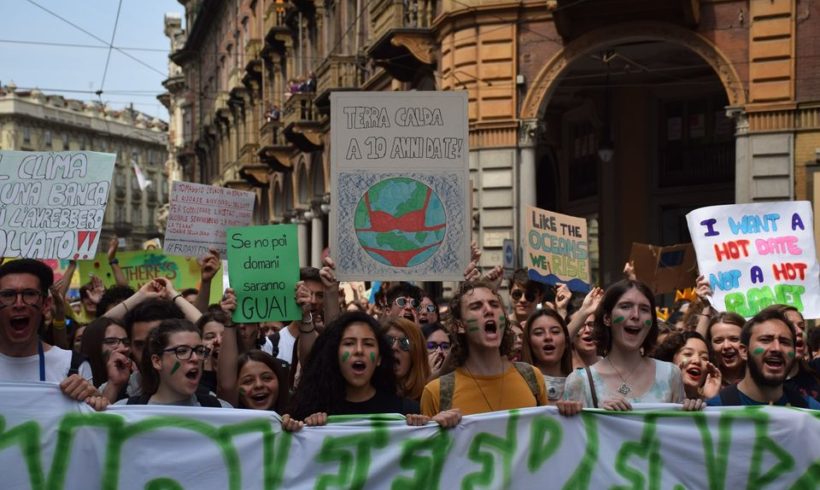 Venerdì 24 Sciopero generale per il clima! Venerdì 24 Sciopero generale per il clima!