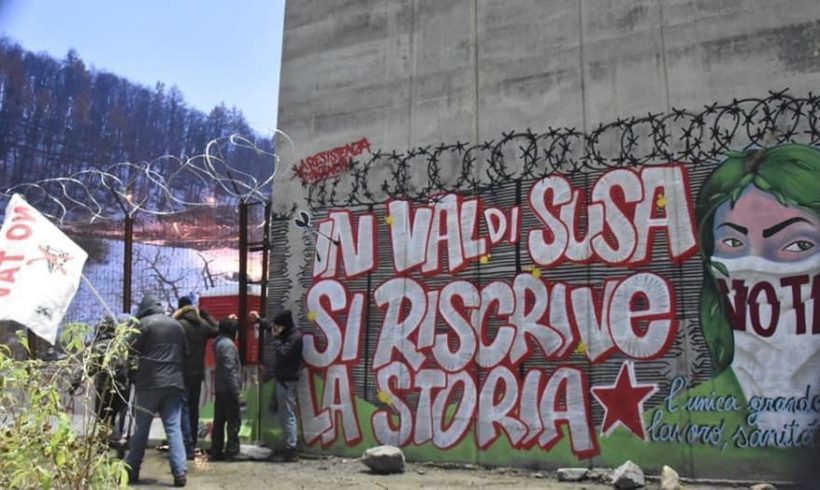 Libertà per chi resiste! Libertà per chi resiste!