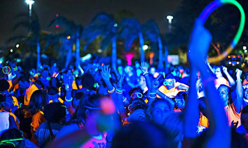 Chi ha paura dei rave? Un’analisi del fenomeno free party per andare oltre allarmismo e repressione Chi ha paura dei rave? Un’analisi del fenomeno free party per andare oltre allarmismo e repressione