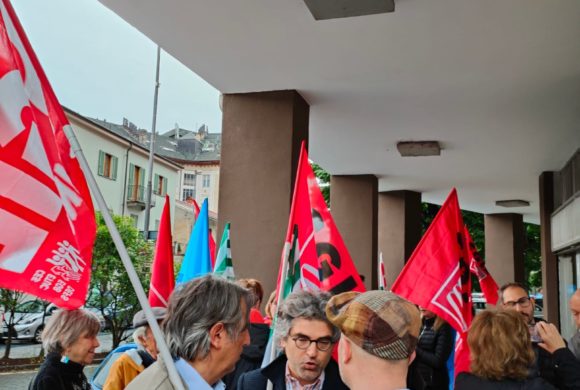 Sciopero nazionale Inps Servizi. Presidio anche a Ivrea.