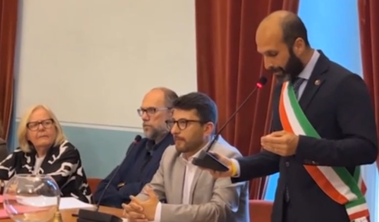 Luca Spitale eletto presidente del Consiglio Comunale d’Ivrea Luca Spitale eletto presidente del Consiglio Comunale d’Ivrea