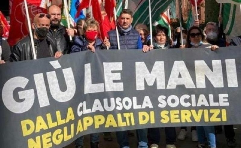 Niente clausola sociale nel passaggio Comdata-Digid. Venticinque posti di lavoro a rischio a Ivrea Niente clausola sociale nel passaggio Comdata-Digid. Venticinque posti di lavoro a rischio a Ivrea