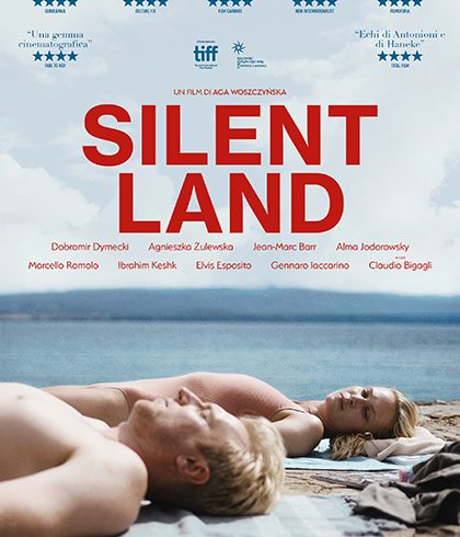 Silent Land, una piscina che non si guasta mai